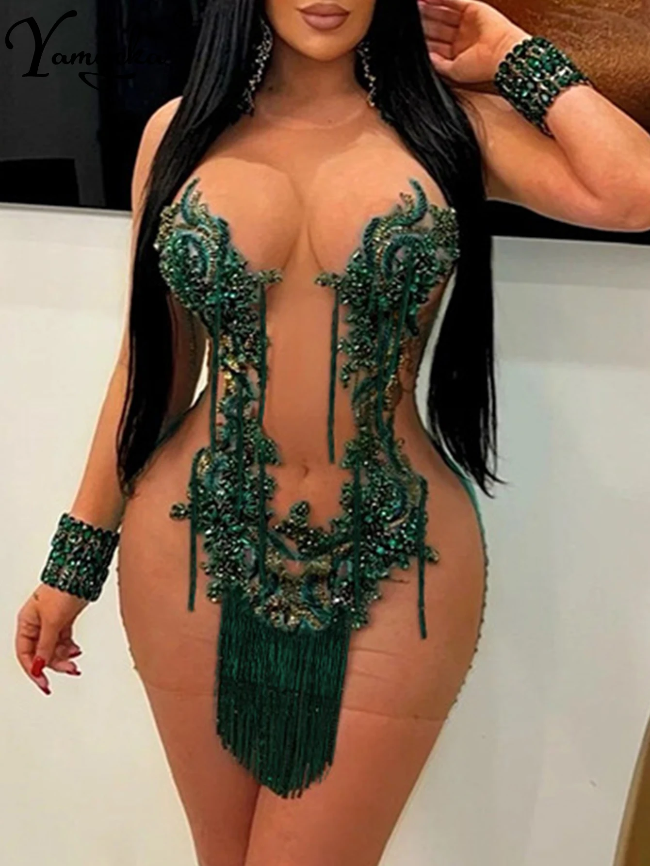 Mini Vestido de Malha Sexy com Lantejoulas Para Noite - Image 4